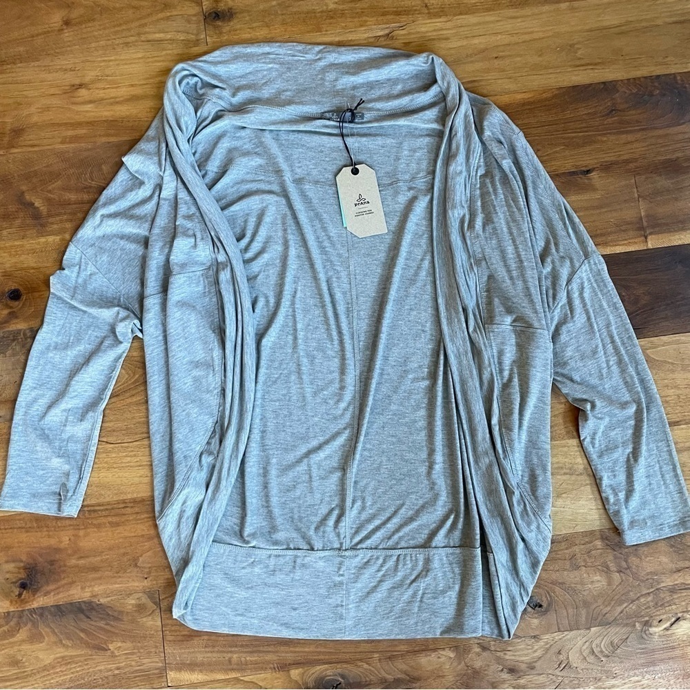 PrAna Plus Size Foundation Munra Wrap - Picture 8 of 16